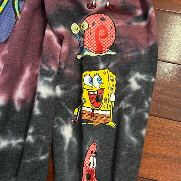 Nickelodeon SpongeBob SquarePants Tie-Dye Hoodie-pullover. Unisex - Picture 6 of 7